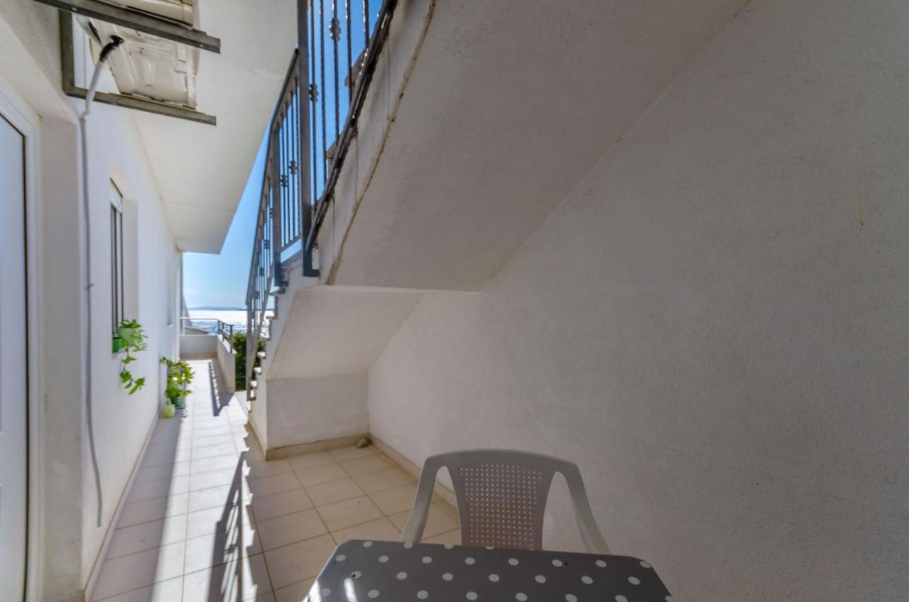 Apartments Zdenka Donji Okrug  Extérieur photo