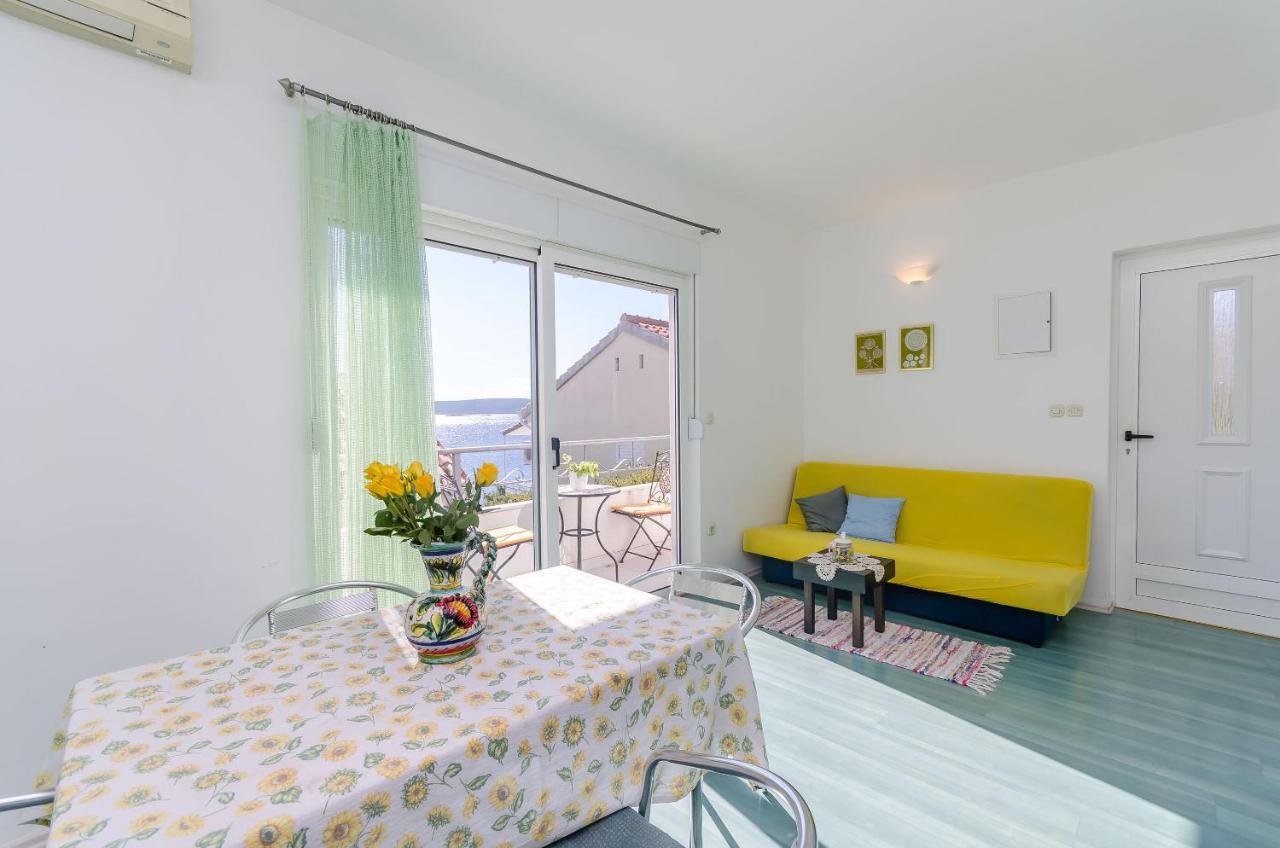 Apartments Zdenka Donji Okrug  Extérieur photo