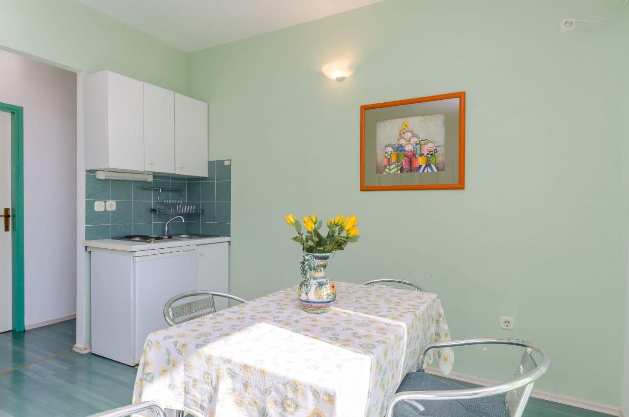 Apartments Zdenka Donji Okrug  Extérieur photo