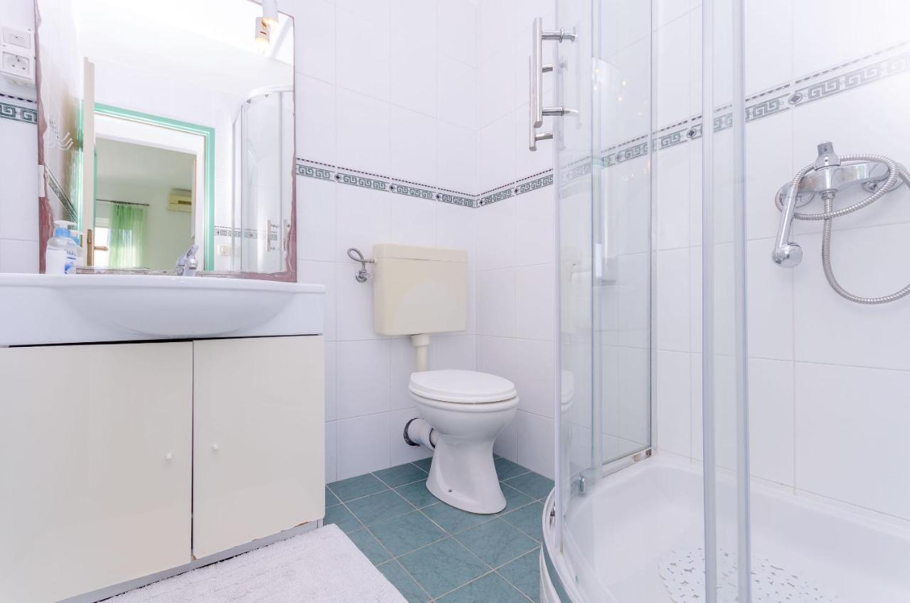 Apartments Zdenka Donji Okrug  Extérieur photo